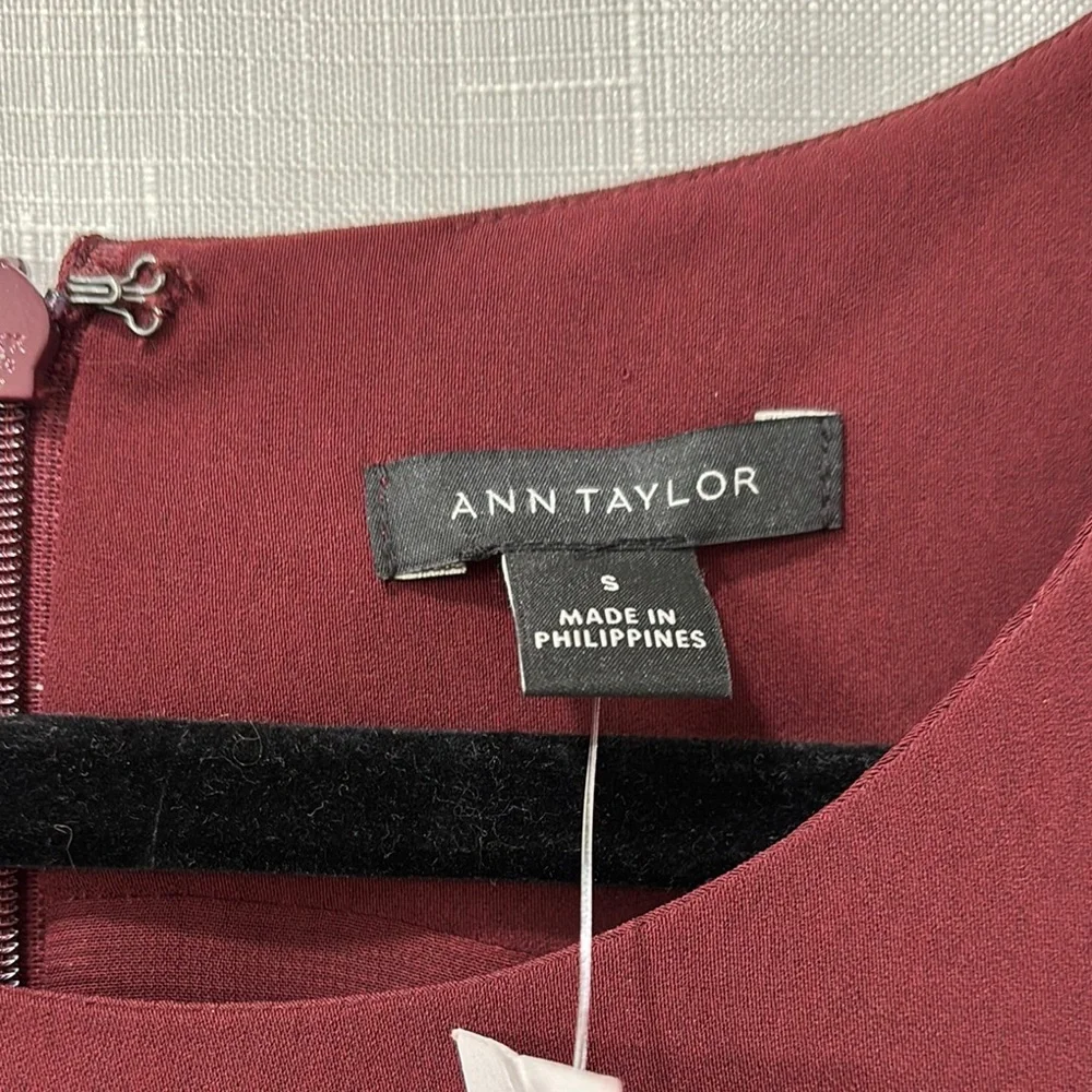 NWT Ann Taylor Burgundy Sleeveless Tank Top – Size Small - Picture 4 of 11